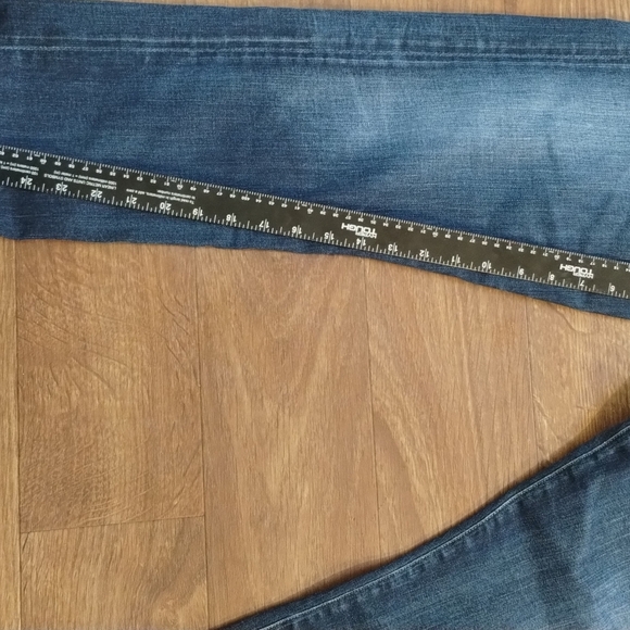 Citizen of Humanity womens jeans sz 31 button fly - Picture 4 of 6